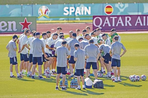 Entrenamiento de la selección española de fútbol, este lunes, en la Ciudad del Fútbol de Las Rozas, Madrid. España se enfrenta hoy a Italia en las semifinales de la Eurocopa 2020.