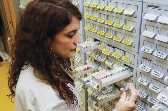 Biobanco del CNIO fomenta la investigación biomédica en general, facilitando el acceso a muestras humanas a los investigadores.