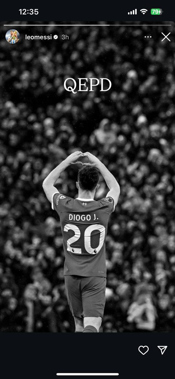 Historia de Lionel Messi lamentando el fallecimiento de Diogo Jota.