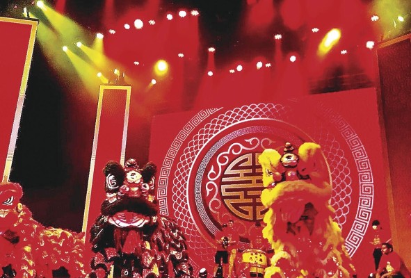 Otras culturas, como la china y la judía, también demostraron cómo celebran las festividades de final de año.