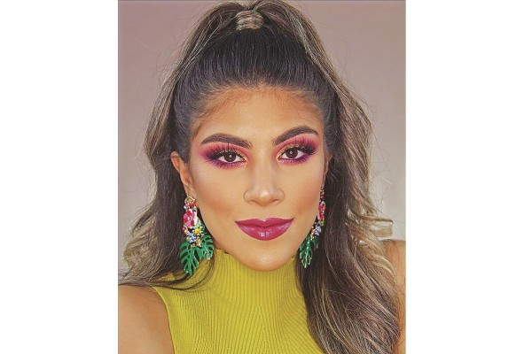 La tendencia de “Tropical Vibes” diseñada por Victoria Vila para un toque rejuvenecedor y especial.
