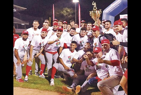 La novena de Chiriquí es la actual campeona de la pelota mayor.
