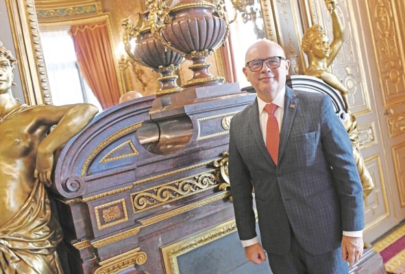 El canciller costarricense Rodolfo Solano