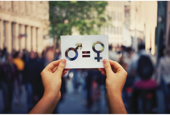 Mujeres, las menos favorecidas en las métricas económicas