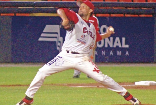 El coclesano Davis Romero es el ex grandes ligas que más impacto ha causado en los campeonatos de la categoría mayor.