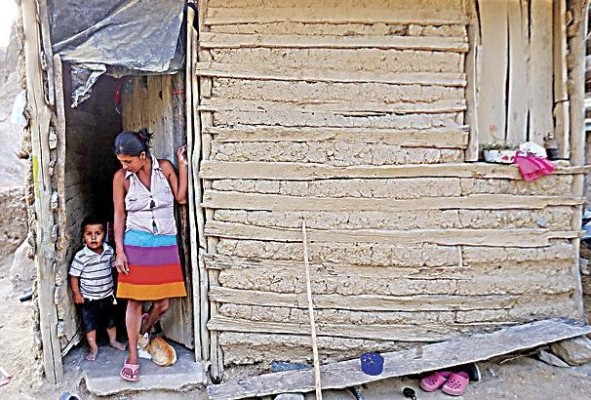 Alrededor de 10% de la población mundial vive en pobreza extrema, según la ONU.