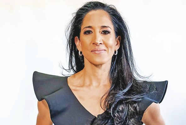 Maruja Herrera. Fundadora y directora de Ballet Academy &amp; Youth Ballet Panamá. Nominada a mención honorífica: Cultura “Es muy importante brindar espacios a las mujeres en todas sus dimensiones, ya que representan aportes de inspiración para la humanidad”. “La mujer a lo largo del tiempo ha tenido y sigue teniendo un rol fundamental en la evolución humana y contribuye como fuente de creación única universal del mundo. Ha luchado por dejar su huella, por romper estereotipos, por dar a conocer su valor y contribución ante la sociedad y esto es algo que tenemos que festejar y seguir haciendo con el fin de alcanzar la igualdad de oportunidades y tener una mejor representación en el mundo que nos rodea”.