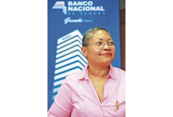 A Quezada le hicieron una mastectomía radical, en la que le extrajeron 13 ganglios, de esos, 5 eran malignos