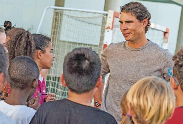 La Fundación Rafa Nadal se asoció con I-Con Sports para crear su programa Study and Play en 2015.