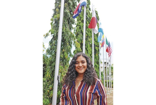 A sus 21 años, Francesca Muñoz ha logrado cumplir sus grandes sueños de luchar por el medio ambiente y los derechos humanos