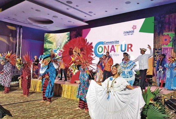 Acto de inauguración de Conatur 2023, que ocurrió este lunes en ciudad de Panamá.