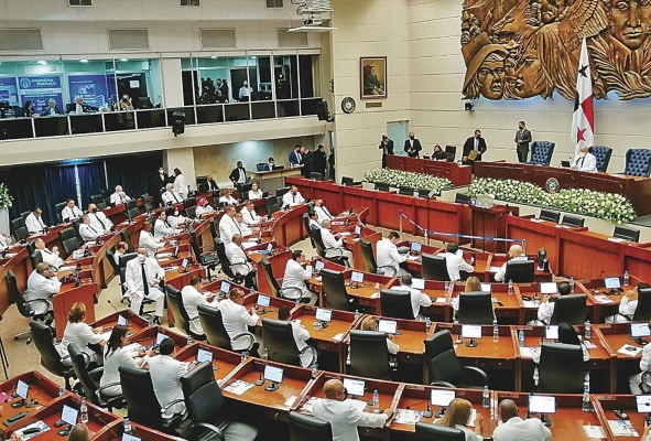 El pleno de la Asamblea Nacional inicia hoy la segunda legislatura del cuarto periodo ordinario de sesiones.