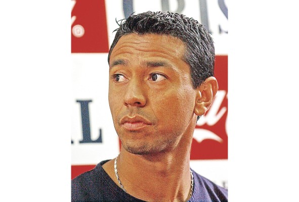 Nolberto Solano, exjugador y actual seleccionador del equipo nacional de fútbol Sub'23 de Perú.