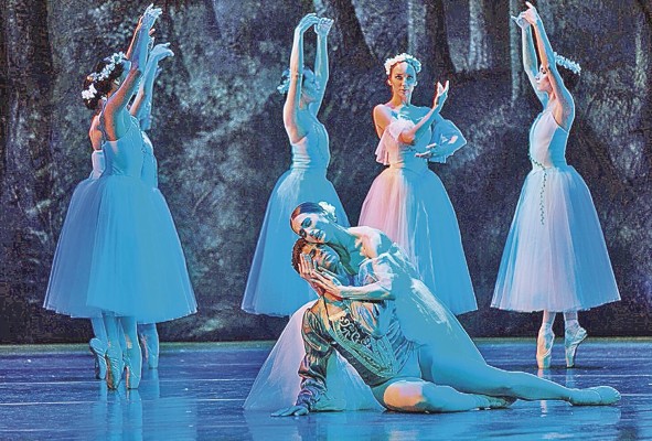 'Giselle' fue presentada en el Teatro Nacional.