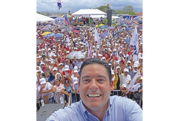 José Gabriel Carrizo.
