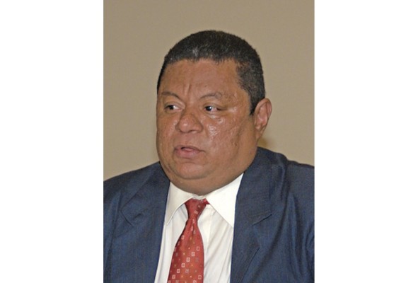 Justino González.