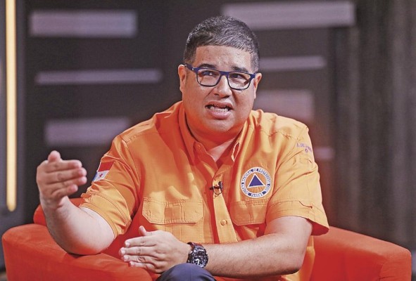 Adherbal Armando De La Rosa: 'Los funcionarios deben entender que su firma conlleva una responsabilidad legal'
