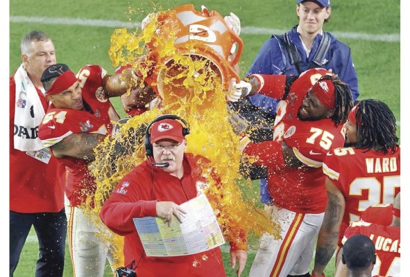 Los Chiefs se convirtieron en campeones del Super Bowl LIV, por primera vez en 50 años.