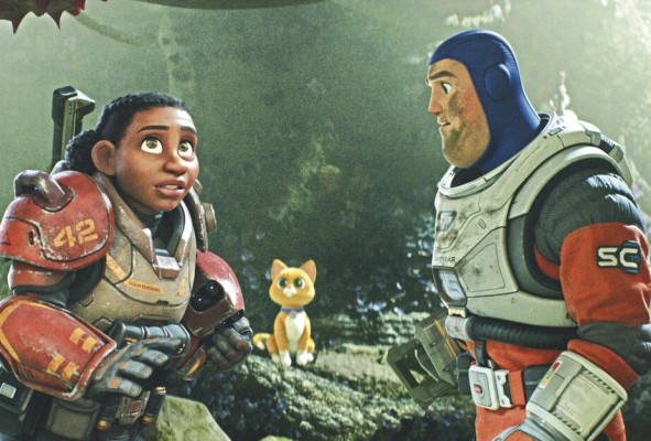 Un interesante personaje es Sox, la mascota felina-robótica de Buzz.