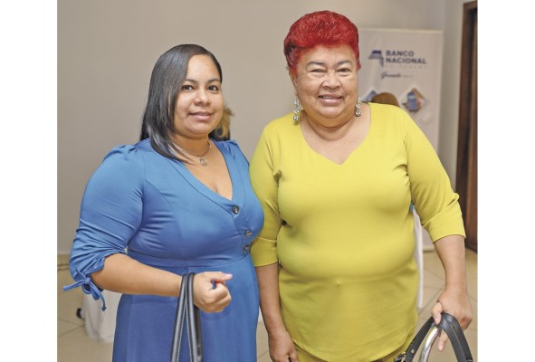 Yamilka Abadía y Olga Cárdenas