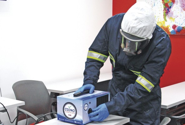 Equipo especializado de Ozono, utilizado por Panama Clean Services.