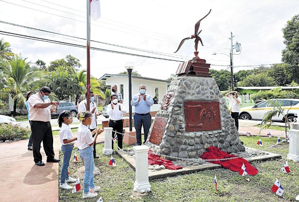 Momento de la develación
