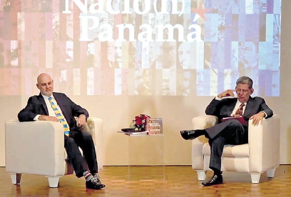 Guevara Mann y Núñez conversaron con el público.