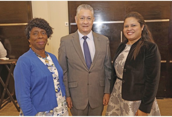 Ulina Mapp, Luis Eduardo Quirós y Aymara Pacheco