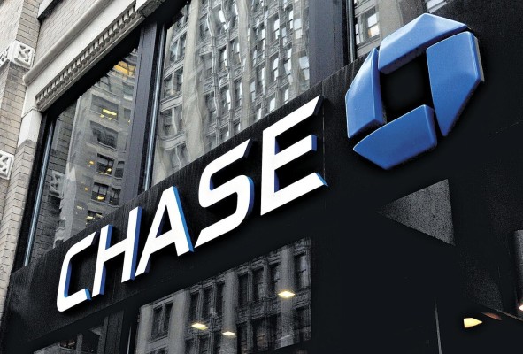 Según la ICJI, a pesar de las sanciones los bancos no detuvieron sus vínculos con los fondos ilícitos.