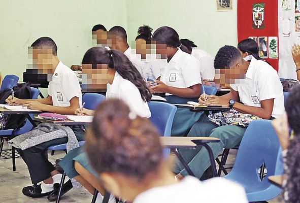 Estudios indican que los adolescentes pueden presentar dificultades de aprendizaje tras la pandemia.