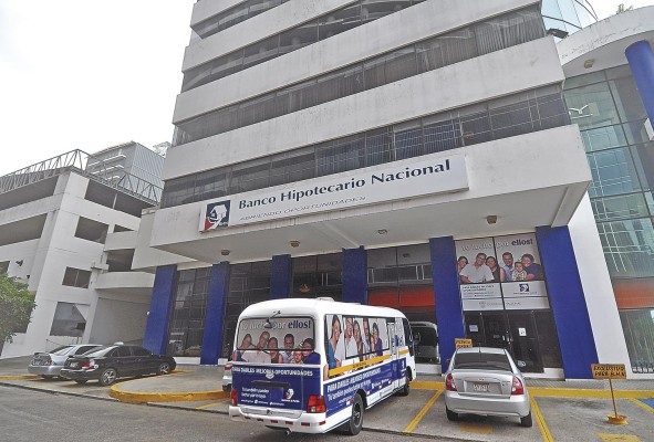 El Banco Hipotecario tiene que resolver los temas