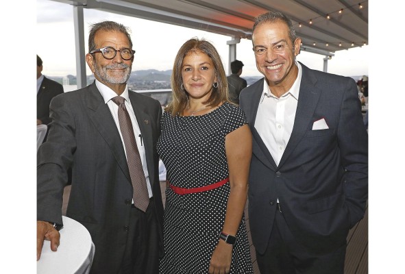 Roberto Brenes Pérez, Blanca Pabón y Walter Brunetti