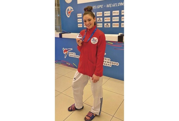 La atleta istmeña cuenta con 24 años de edad.