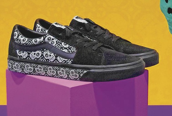 Reebook lanzó una colección unisex inspirada en las ofrendas tradicionales y altares en México.