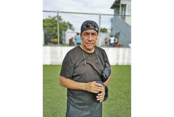 Gonzalo Soto, entrenador del San Francisco, priorizó la parte física sobre la táctica para impulsar la dinámica de juego.