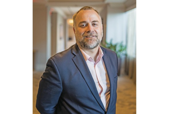 Juan Cruz Álvarez cuenta con más de 20 años de experiencia en el sector farmacéutico