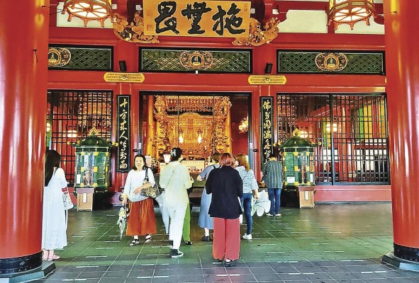 Templo Sensoji y santuario Meiji, dos tesoros de la cultura japonesa