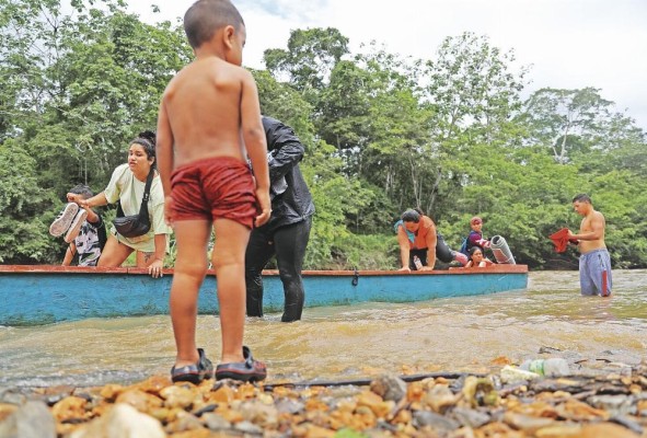 En lo que va del año, más de 86.000 niños y adolescentes han cruzado Darién.
