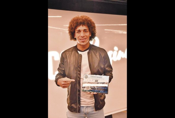 Adalberto Carrasquilla realizó una destacada campaña en el fútbol español, contribuyendo al ascenso de categoría del Cartagena F.C.