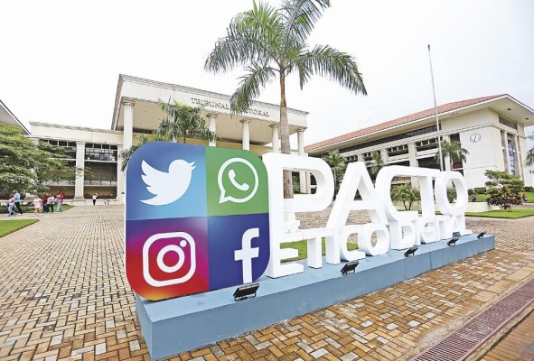 El Tribunal Electoral modificó el decreto que reglamenta las elecciones de mayo de 2024.