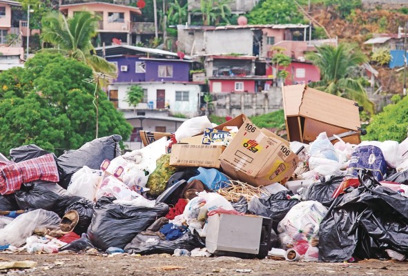 En San Miguelito se producen a diario no menos de 444 toneladas de basura.