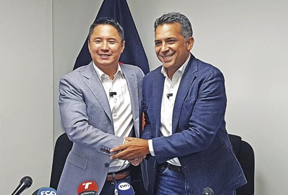 Lombana y Chen, fórmula presidencial del Movimiento Otro Camino.