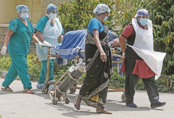 El uso de esteroides en fármacos para tratar la covid-19 da terreno fértil al 'hono negro'.