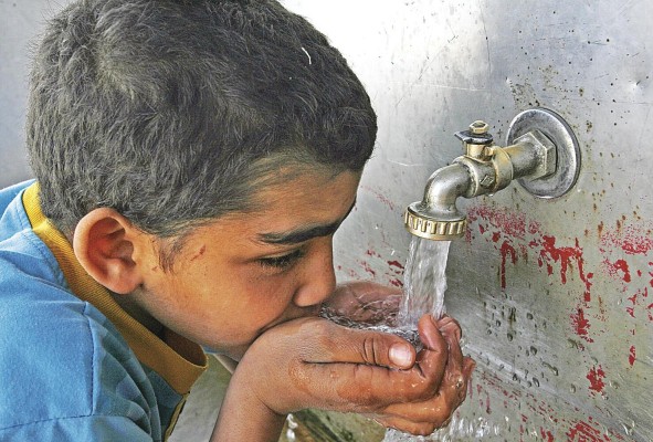 Las autoridades buscan concienciar sobre el uso adecuado del agua.