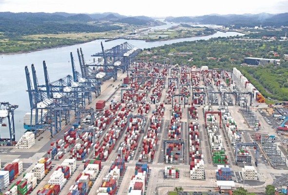 Desde 2018, el peso de América Latina y el Caribe en las importaciones totales de China supera al de los Estados Unidos.