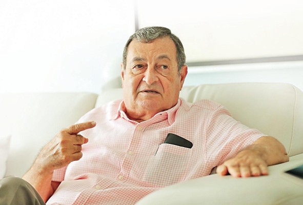 Los efectos serían devastadores no sólo para la nación afectada por una invasión militar sino también para la civilización humana., dice el doctor Jaén.