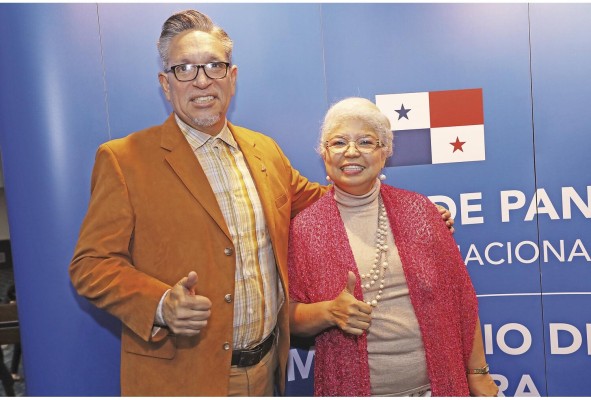 Jaime Luna y Flor de Lotto Concepción