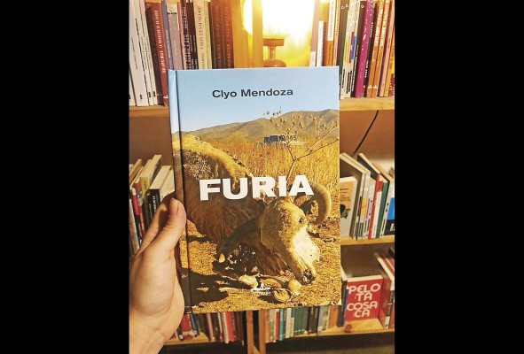'Furia' es el nuevo libro de Clyo Mendoza que será presentado en el festival.
