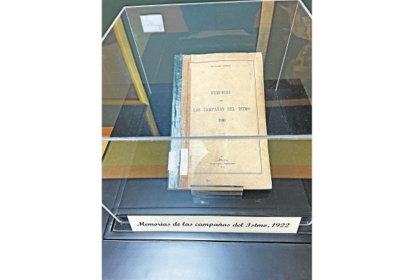 Memorias de las campañas del istmo de 1922