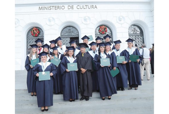 GRADUACIÓN. 